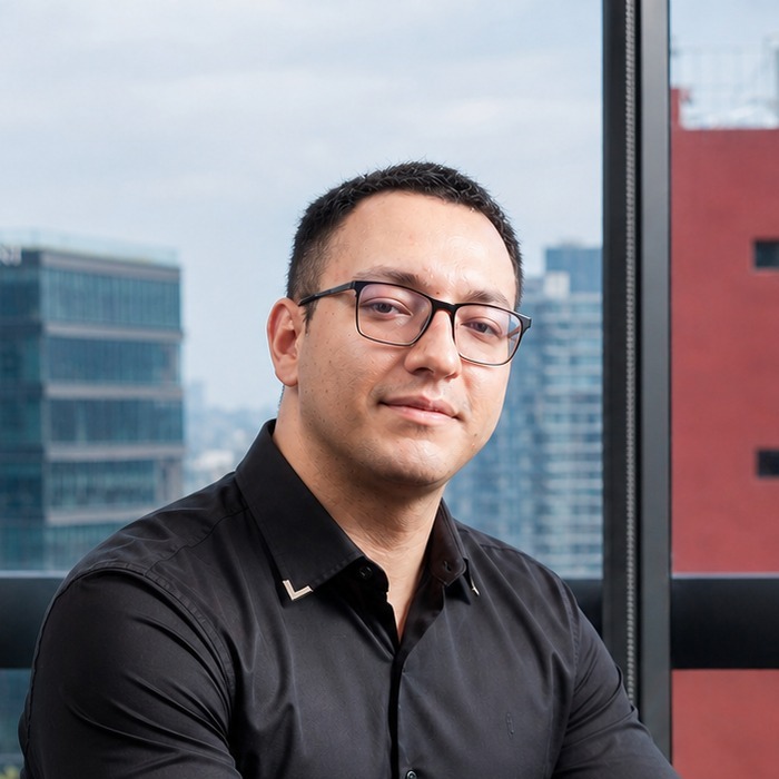Emmanuel Sandoval